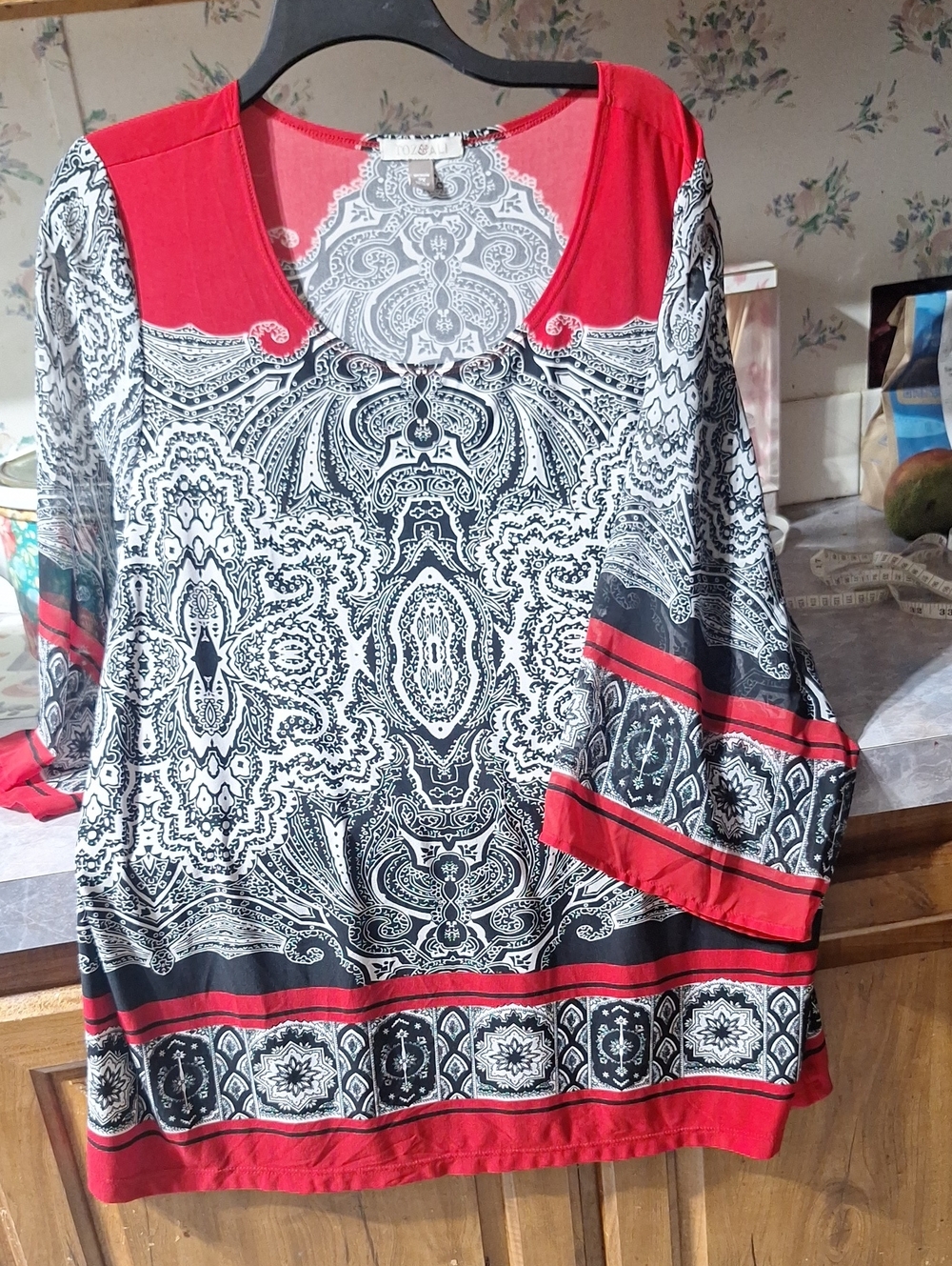 Roz & Ali Red, Black & White Paisley-Print Long Sleeve Tunic